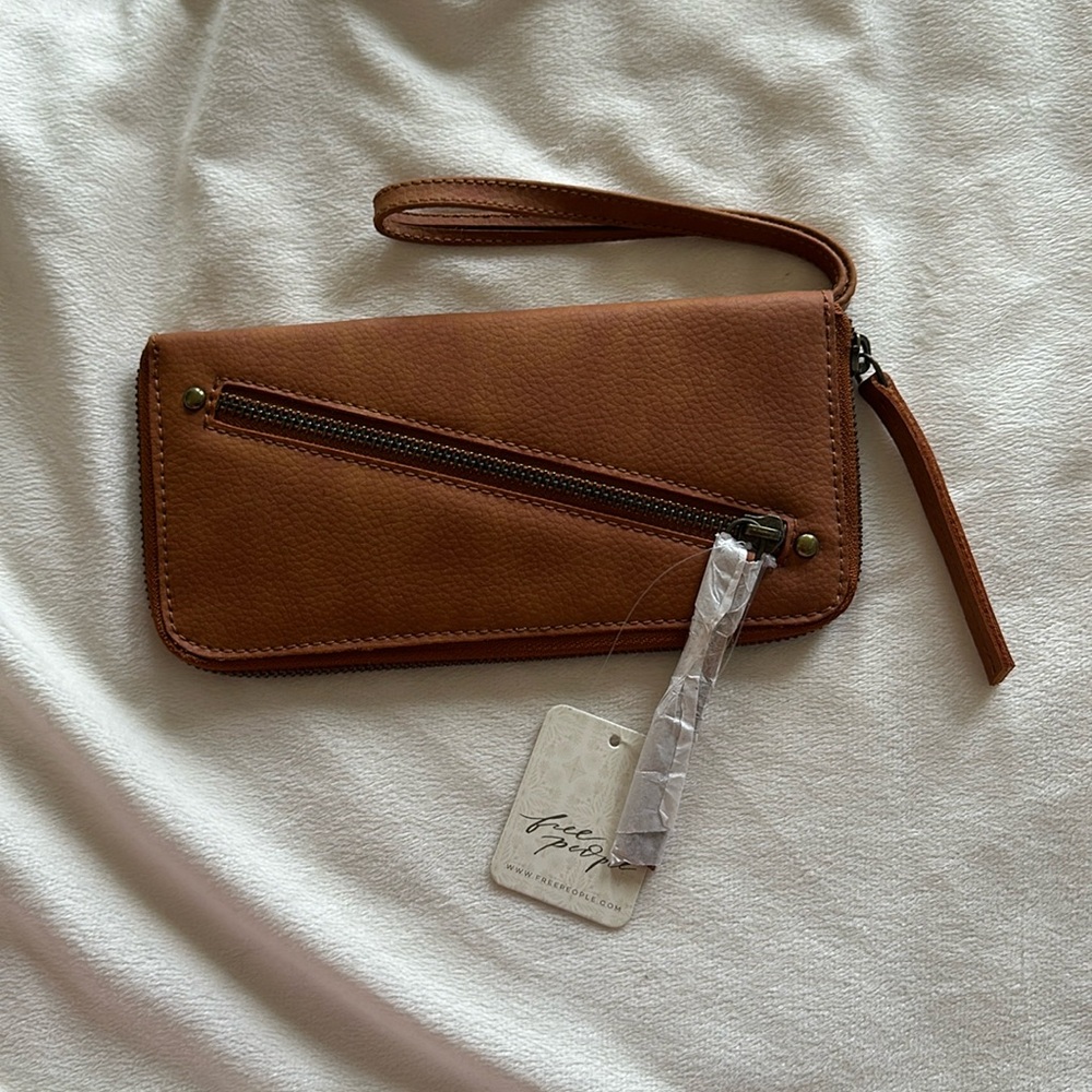 Free People Wallet NWT!!!